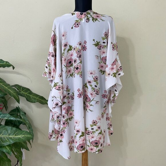 Jack & Missy Open Front Kimono OSFM Floral print ruffle hem trumpet sleeves - Picture 2 of 8